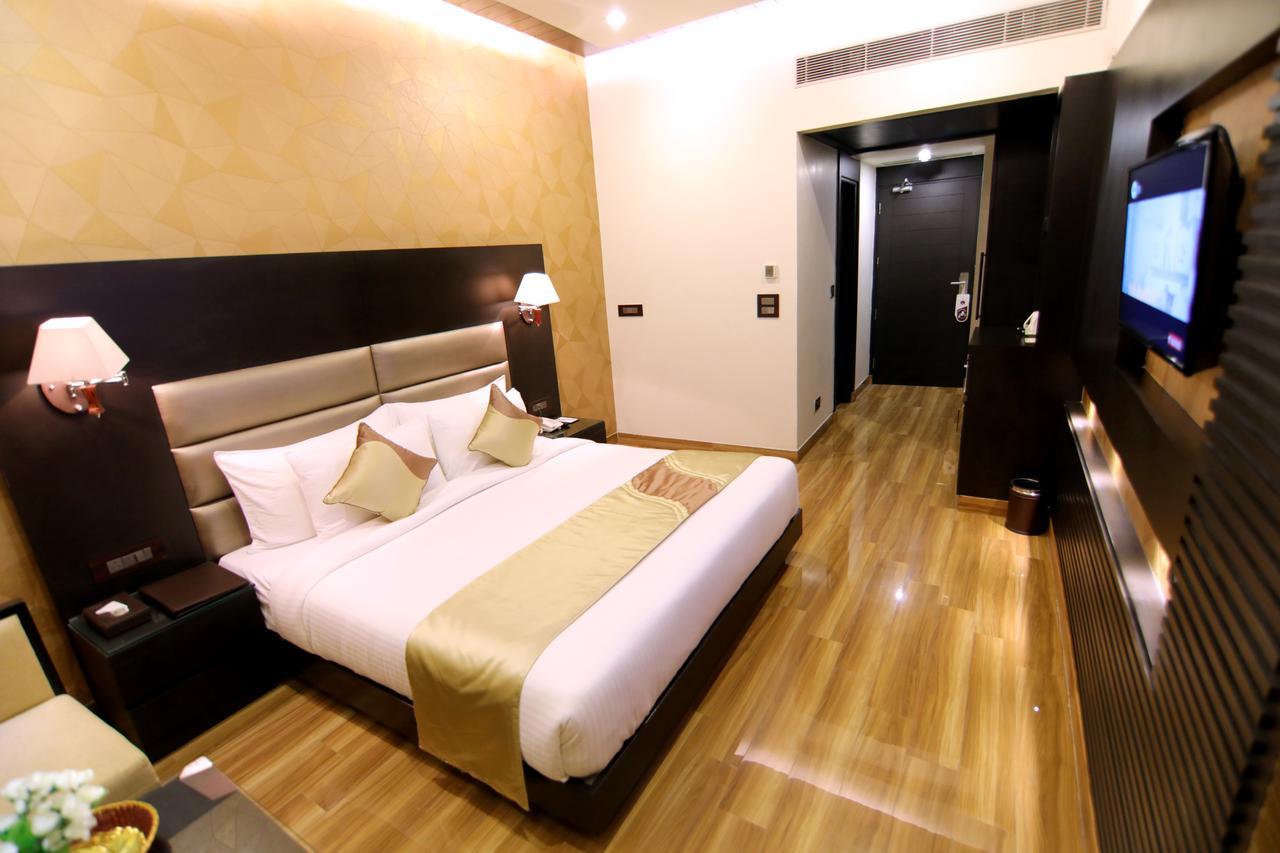 Hotel Grand Orchid Харидвар Экстерьер фото